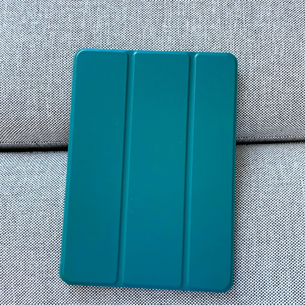 Premium Protective Hard PC Back Cover for  Apple iPad 9.7 Inch (teal)